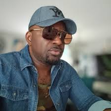 Décédé le mardi 30 octobre 2018, Papa Géo William Masso est l'un des  artistes camerounais qui a marqué son temps avec des titres à succès comme  ''Lolita'', ''À muto'', "Nen Lambo'', ''Tondo