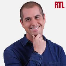 Détectives et chasseurs de primes, trafiquants en tout genre, aventuriers de l'extrême, partagez le quotidien incroyable de ces hommes et femmes hors du commun. Le Surf De L Info Replays Videos Et Podcasts Avec Cyprien Cini Sur Www Rtl Fr