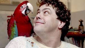 Luciano: Late Peoria council member Gary Sandberg's sidekick, a macaw named  Jelly Bean, dies at 19