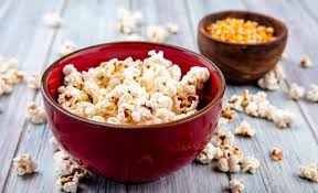 Anda bahkan bisa mencoba beberapa variasi popcorn yang. Mudah Dan Praktis Intip 6 Cara Membuat Popcorn Sendiri Di Rumah Glitzmedia Co