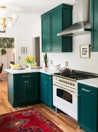 However, if the nuance is too bright or too strong it can check out this funky kitchen which has dark green cabinets and bright green countertops. 9 Green Kitchen Cabinet Ideas For Your Most Colorful Renovation Yet