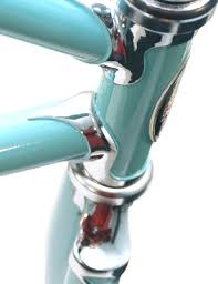 Frame material d2 pista aluminum. Blog Urban Velo Bicycle Culture On The Skids