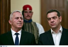 Την αύξηση της θητείας κατά τρεις μήνες στον στρατό ξηράς αποφάσισε το κυσεα, κάνοντας δεκτή τη σχετική εισήγηση των γενικών επιτελείων. O Tsipras Sygkalei Ektaktws To Kysea