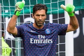 Find 13 ways to say buffoon, along with antonyms, related words, and example sentences at thesaurus.com, the world's most trusted free thesaurus. Torwart Legende Gianluigi Buffon Nennt Seine Personlichen Top 3 Keeper Goal Com