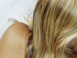 aufhellungssprays machen das perfekte blond perfekt blond blond spray haare aufhellen