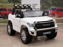 Maybe you would like to learn more about one of these? 12v Kids Battery Powered Remote Control Special Edition Toyota Tundra Ride On Truck White