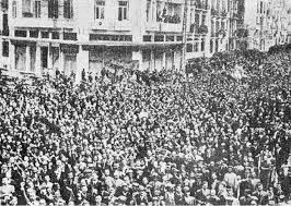 Ημέρα τιμής, μνήμης κι αγώνα. Ergatikh Prwtomagia Apo Th Diekdikhsh Ston Ekfylismo H Efhmerida Twn Syntaktwn
