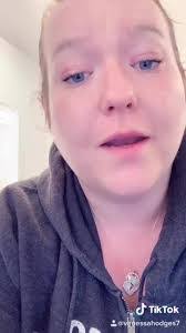 Vanessa Hodges's Instagram, Twitter & Facebook