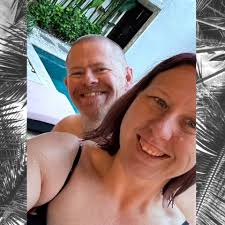 Recommendations for 21st cake makers?