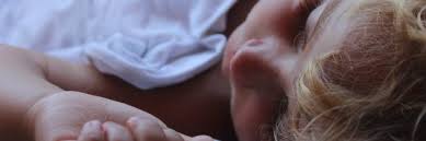 Schlaf teilt sich in zwei phasen: Schlaft Es Schon Durch Was Man Tun Kann Wenn Das Baby Schlecht Schlaft Hyperaktiv Rocks