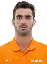 6 Vols Drop 4-3 Decision to #5 Kentucky