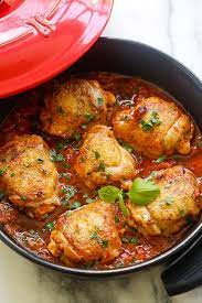 Italian Braised Chicken Delicious One Pot Braised Chicken Recipe With Tomato And Basil Sauce Amazing Weeknigh Fodmap Recipes Braised Chicken Recipes Recipes