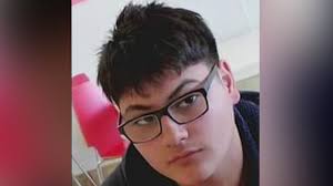 Familia pide ayuda para dar con los responsables de balear a joven latino  en negocio de Waukegan