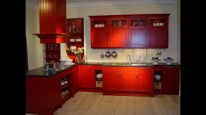 مطابخ خشب ومطابخ المنيوم أيهما الأفضل لكي بيدروميرا Bedromera