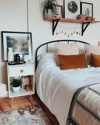 15 Must Haves Minimalist Furniture And Cute Decor For Apartment Decorating Archiparti Home Spring Decor In 2020 White Bedroom Design Simple Bedroom Bedroom Design