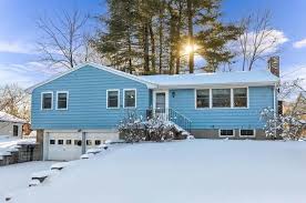 6 Rose Ln, Stoneham, MA 02180