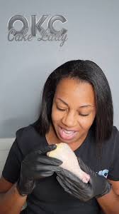 Could you do this? Be honest...., #chicken #chickenwings #KFC #foodie  #foodlover #cake #cakedecorating #art