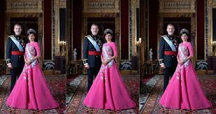 Britská královská rodina je pravděpodobně nejznámějším šlechtickým rodem na světě. Jako Ze Zurnalu Spanelska Kralovska Rodina Ma Nove Oficialni Portrety