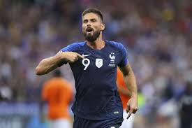 Le classement des meilleurs buteurs de l'équipe de france de foot masculin est toujours dominé en 2021 par thierry henry mais olivier giroud, antoine griezmann, karim benzema et. Equipe De France Giroud Troisieme Meilleur Buteur