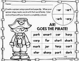 Ar Goes The Pirate A Freebie First Grade And Fabulous Piratas
