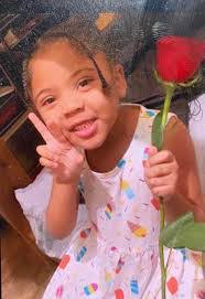 Rose Lofton's Instagram, Twitter & Facebook