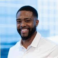 Aaron Ellzey's Instagram, Twitter & Facebook