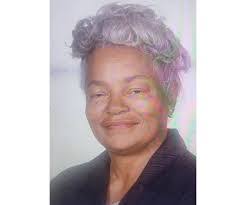 Lucile Ford's Instagram, Twitter & Facebook