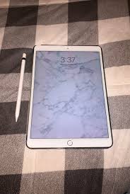 Apple Ipad Pro 10 5 Inch Apple Pencil Apple Ipad Pro Ipad Pro Apple Products