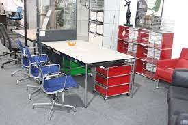 Büro schreibtisch elektrisch höhenverstellbar von oka. Schreibtische Burotische Freiformtische Gebraucht Und Neu Fur Den Buro Arbeitsplatz Itsbetter