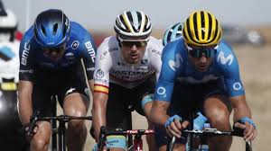 Cuenta con 21 etapas que se disputan en 23 días con sólo dos jornadas de lance armstrong sería el ciclista con más tours de francia con 7 pero le fueron retirados por dopaje. Los Espanoles En El Tour El Dia De Los Cinco Valientes En Fugas As Com