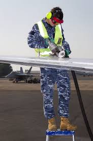 Leading Aircraftwoman Hannah Graham Refuels The King Air 350 At Raaf Base Darwin During Exercise Pitch Black Royal Australian Air Force Darwin Train Activities