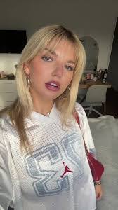 Christa Bowman's Instagram, Twitter & Facebook