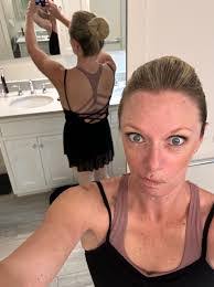 Sonja Roberts's Instagram, Twitter & Facebook