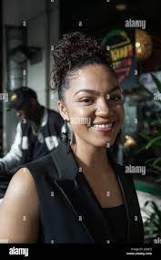 Elina Campbell's Instagram, Twitter & Facebook