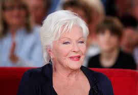 Her mother simone was a shorthand typist; Line Renaud La Biographie De Line Renaud Avec Gala Fr