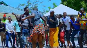 Budagala bhokoo official music video. Mwana Budagala Madiludilu Budagala Mwanamalonja Mp4 Mp3 Free Download At Downloadne Co In Lipumba Ampa Mtihani Mzito Jpm Brinda Goetzinger