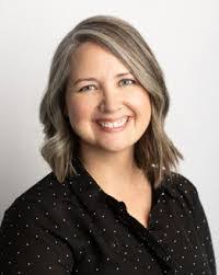 Marie Knapp's Instagram, Twitter & Facebook