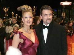 Alle infos über die moderatorin erfahren sie hier auf gala.de. Verliebt Verlobt Getrennt Barbara Ist Schon Ausgezogen Express De