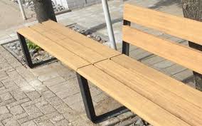 A new twist on your neighborhood sports bar Reposa Bank Stahl Und Bambus Ohne Ruckenlehne Stadtmobiliar Fahrradparksysteme Uberdachungen Und Sport Velopa Velopa Germany