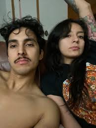 Happy 9th Anniversary Mai Lob! 𝕿𝖊 𝕬𝖒𝖔 un chingo. I wouldn't have it  any other way. I Love doing life with you and our daughter. I'm the richest  guy