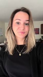 Crystal Comstock's Instagram, Twitter & Facebook