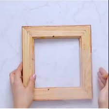 Make Your Life Full Of Art Give Your Succulent Plants A Beautiful Home Crafty Diy Diply Craf Video Com Videos Molduras Caseiras Quadro De Suculentas Artesanato Para Jardim