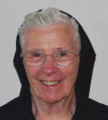 DAUGHTERS of CHARITY Given to God, in Community, for the Service of Those  who are Poor.