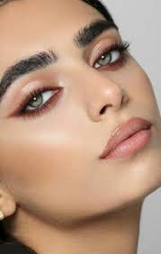 Stunning 38 Easy Guide Neutral Smokey Eyes Makeup Makeup 2020 Goz Makyaji Rehberleri Yaz Makyaji Makyaj Fikirleri