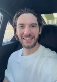 @Ben Barnes’ message for those attending the FACTS convention in Ghent  Someone explain how someone so sleep deprived can still look so good?  #benbarnes #benbarneslove #timjamieson #theinstitute ...