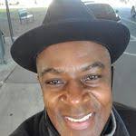 Ellis Brinker's Instagram, Twitter & Facebook