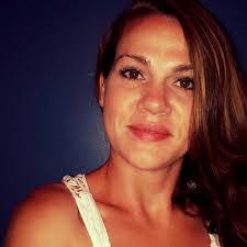 Angela Middaugh's Instagram, Twitter & Facebook