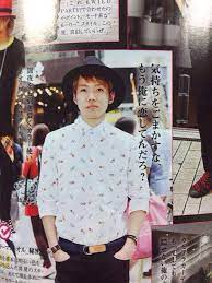 中二病全開 男性雜誌文案 編輯其實在整模特兒們吧wwww women s top women print