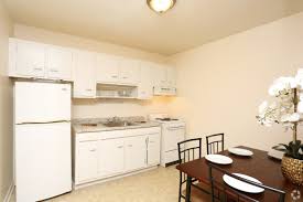 1 bedroom apartments allow more privacy than our newly renovated one, two, and three bedroom apartments in lexington, ky feature an open floor plan equipped with all your modern conveniences. Bellefontaine All Utilities Incl Lexington One Bedroom Apartments In Ky Apartment Style Best Turfland Efficiency Brookstone Courtyard Gleneagles Furnished City Ma Apppie Org