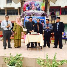 Maybe you would like to learn more about one of these? Smk Dato Mahmud Paduka Raja 2 17500 Tanah Merah Kelantan Halaman 2